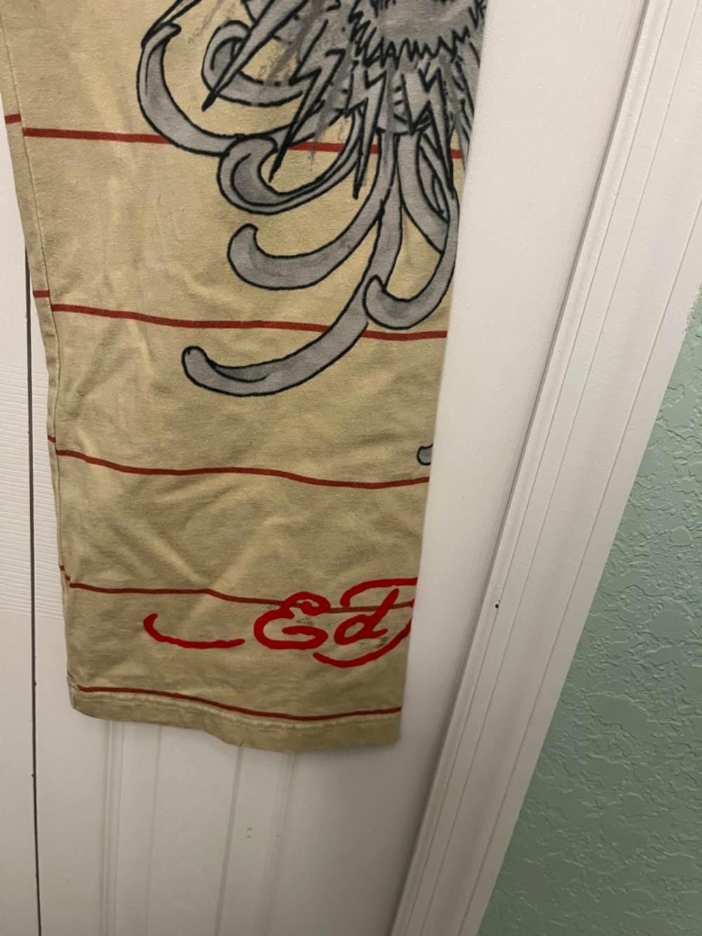 Ed Hardy Tan Sweatpants with Blue Koi & Gray Tiger Graphics medium - Picture 5 of 10